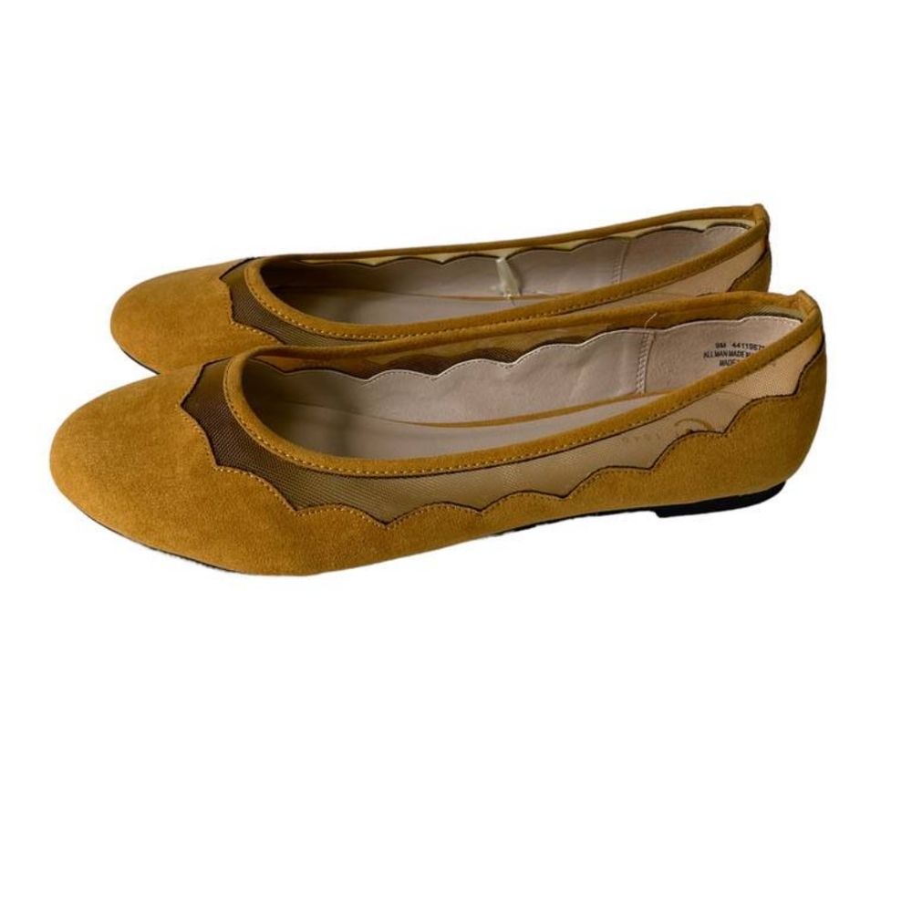 Like New!!! Size 9 Mustard Flat Shoes